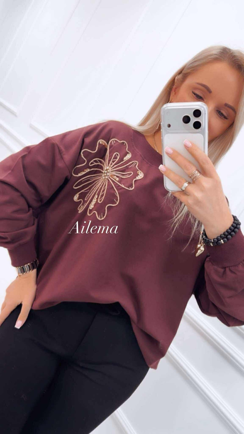 Bluza Megi B2358 wyszywany kwiat zdobiony cekinami