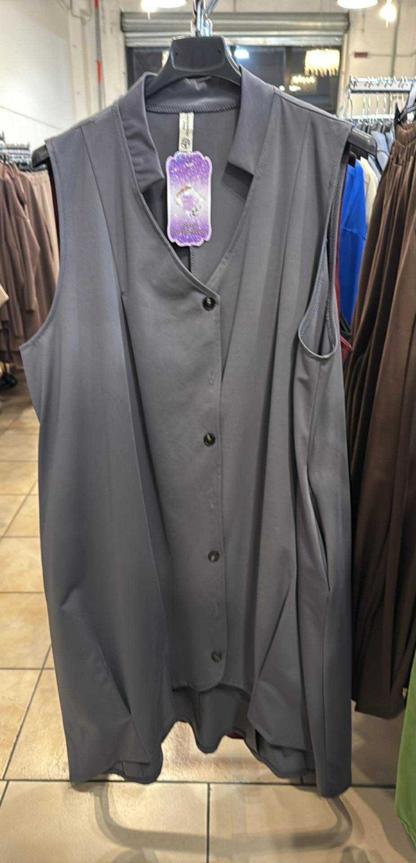 Italia nr.6 - Kamizelka  jednokolorowa, zapinana na guziki - 25245 - popiel