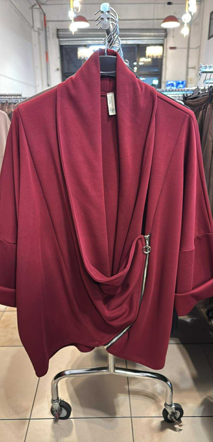 Italia nr.6 - Narzutka jednokolorowa na zamek - 25285 - bordo