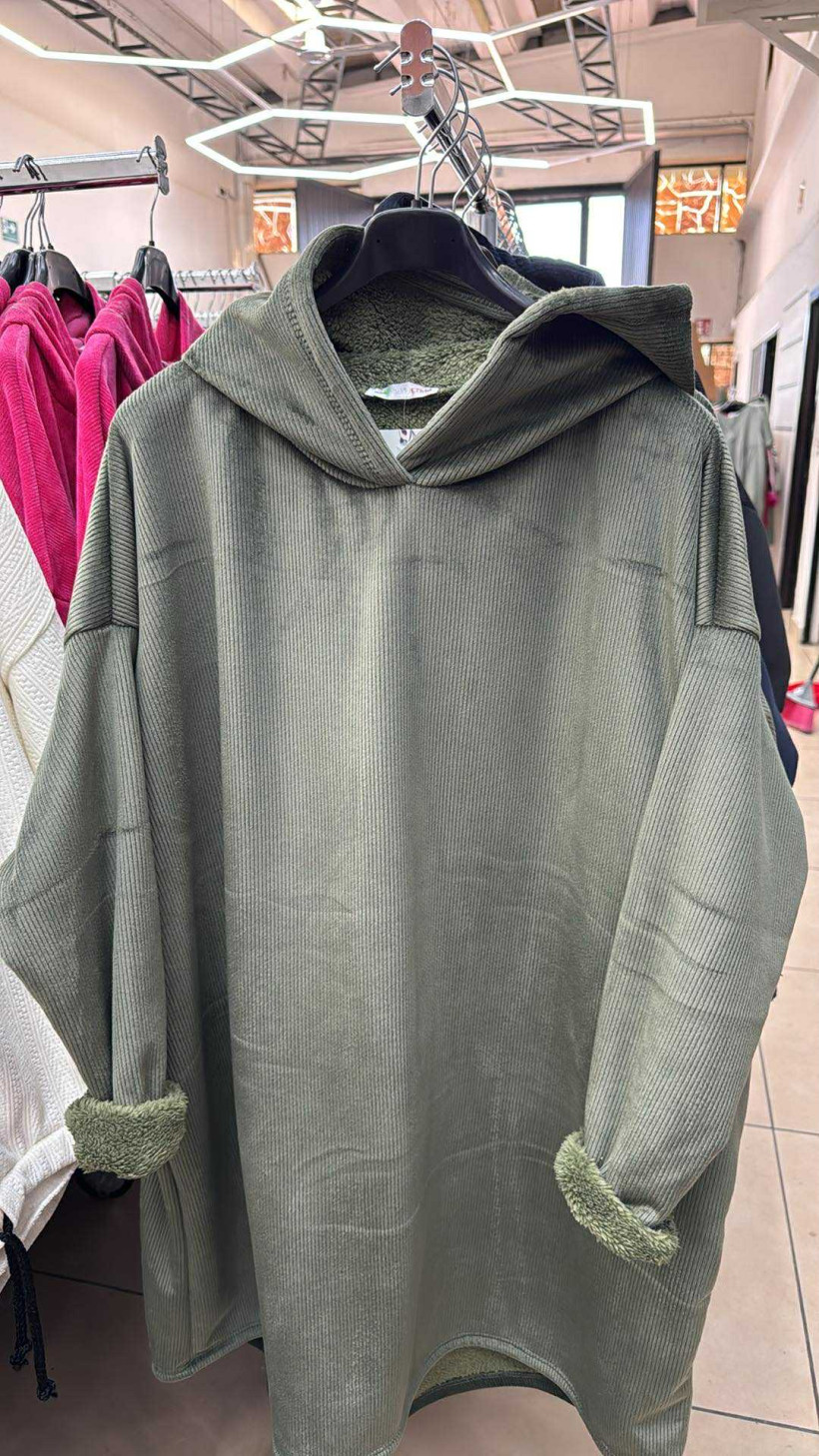 Italia nr 6 - Bluza / tunika jednokolorowa sztruks na misiu z kapturem - 25675 - khaki