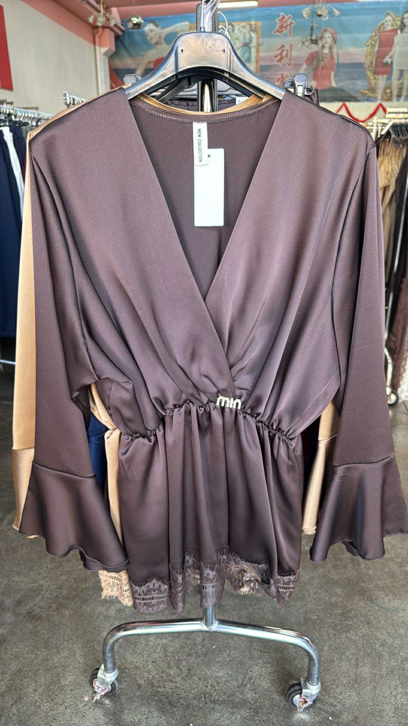 Italia nr.6 - Bluzka jednokolorowa z gumką - 27959 - czekolada