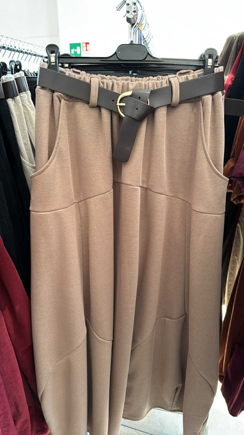 Italia nr.6 - Spódnica jednokolorowa - 25183 - beż