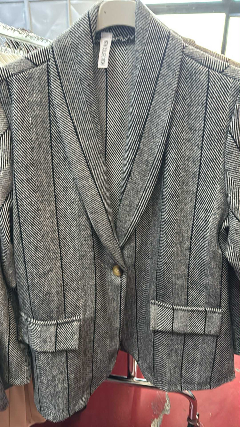 Italia nr.6 - Marynarka, wzór jodełka - 3916 - czarna