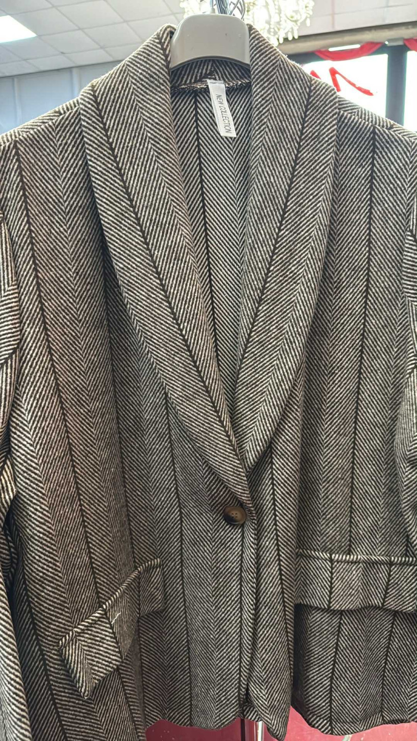 Italia nr.6 - Marynarka, wzór jodełka - 3916 - czekolada