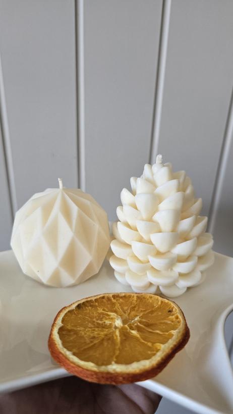 Świeca sojowa szyszka