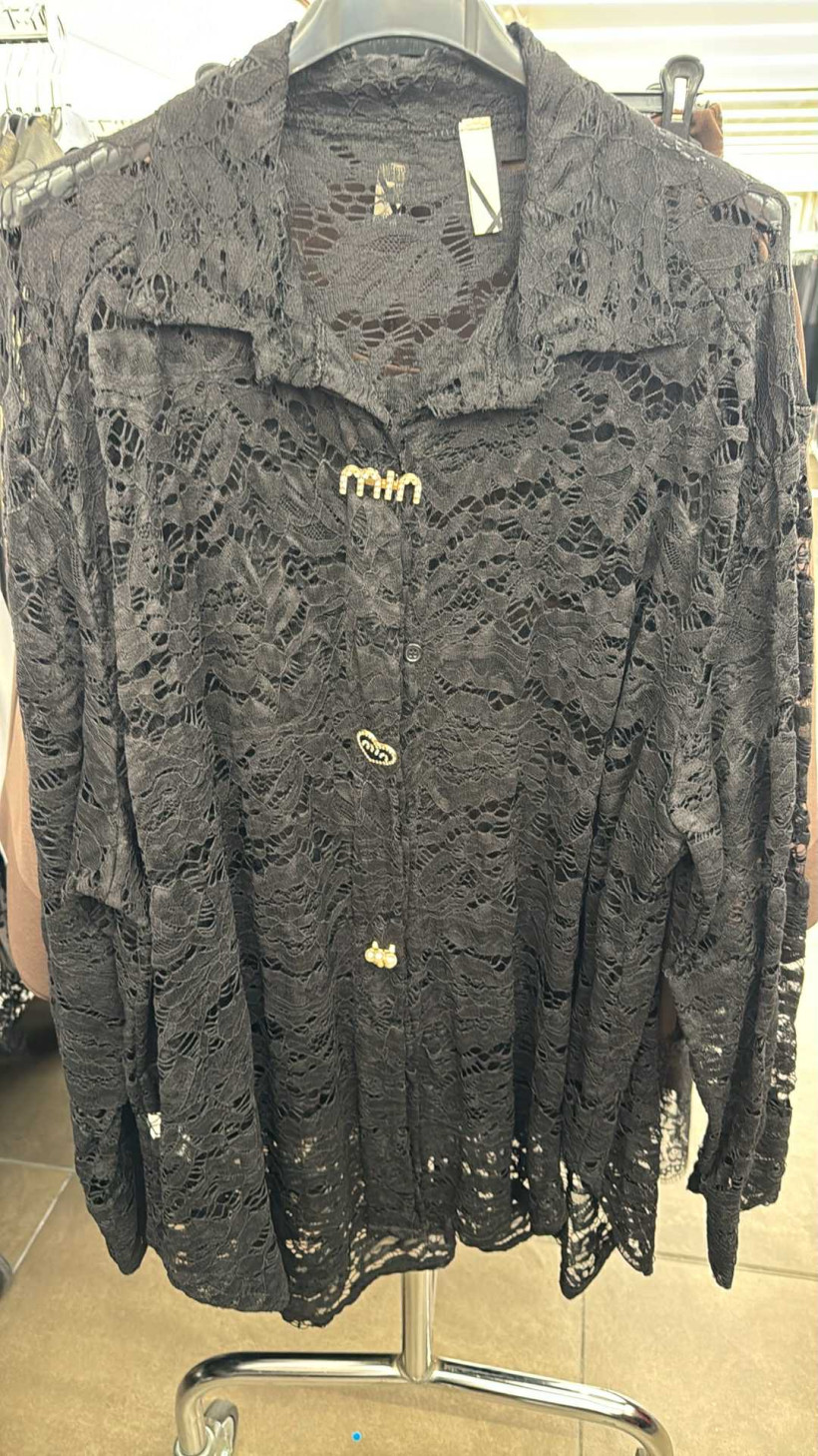 Italia nr 6 - Koszula koronkowa z przypinkami - 50921