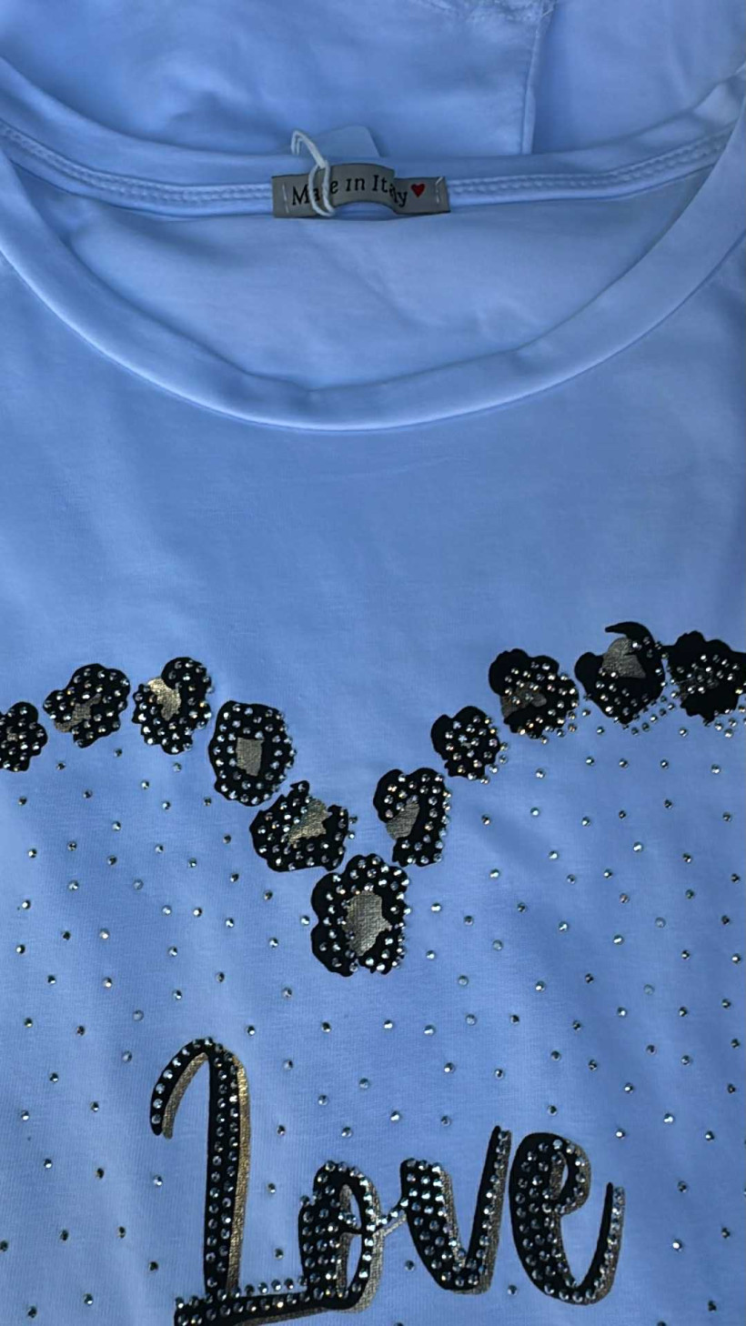 Italia nr 6 - Bluzka jednokolorowa na długi rękaw, aplikacja serce  - 25000 - biała 