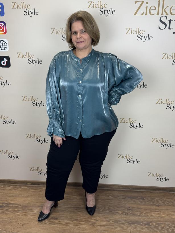 Italia nr 6 - Bluzka koszulowa na stójce z połyskiem, rękaw z falbaną - 2835 - turkus