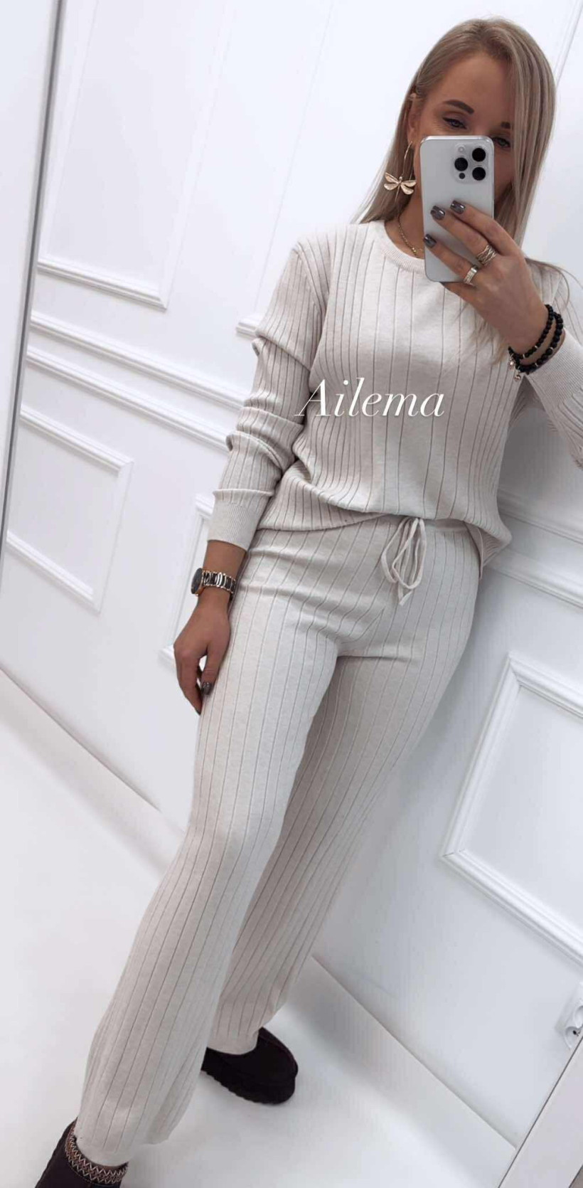 Komplet spodnie z rozszerzana nogawką i sweterek z okrągłym dekoltem Hostar H2016 