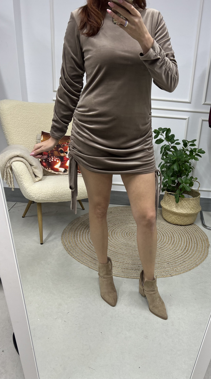 Sukienka marszczone rękawy 