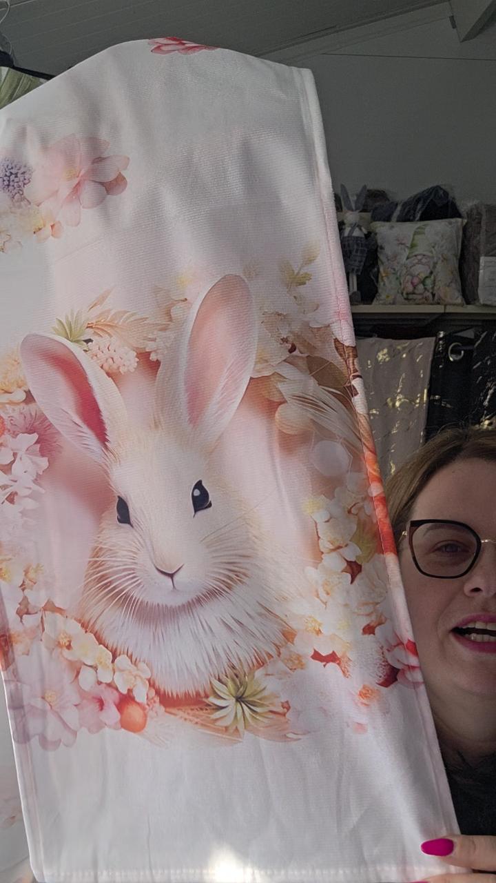 Bieżnik 30x180cm zajączek biało roż