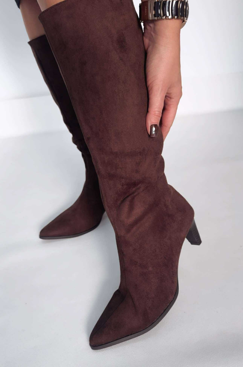 Kozaki wysokie na obcasie 6377 z zamkiem