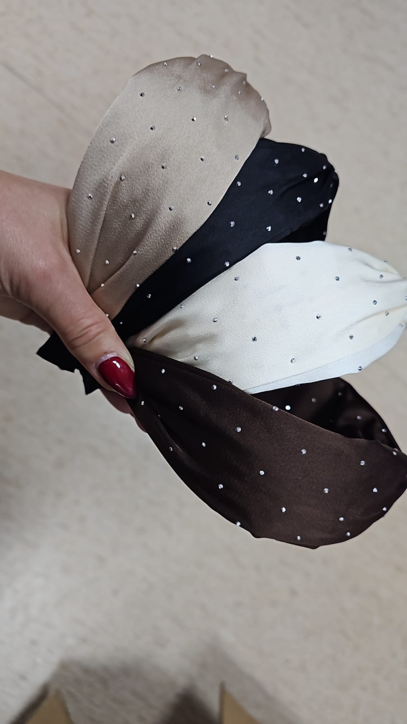 Opaska  Elle na włosy