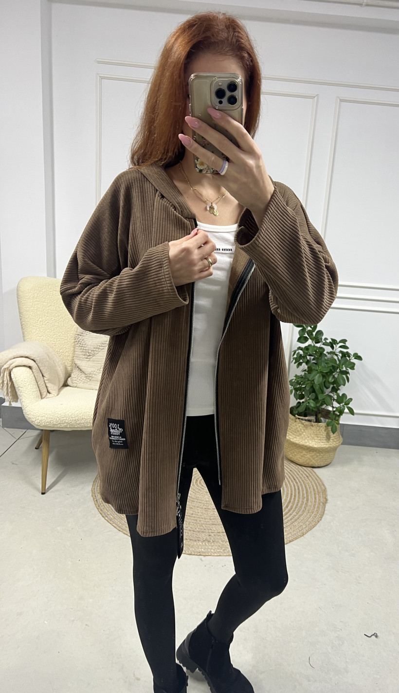 Narzutka welur prążek plus size 