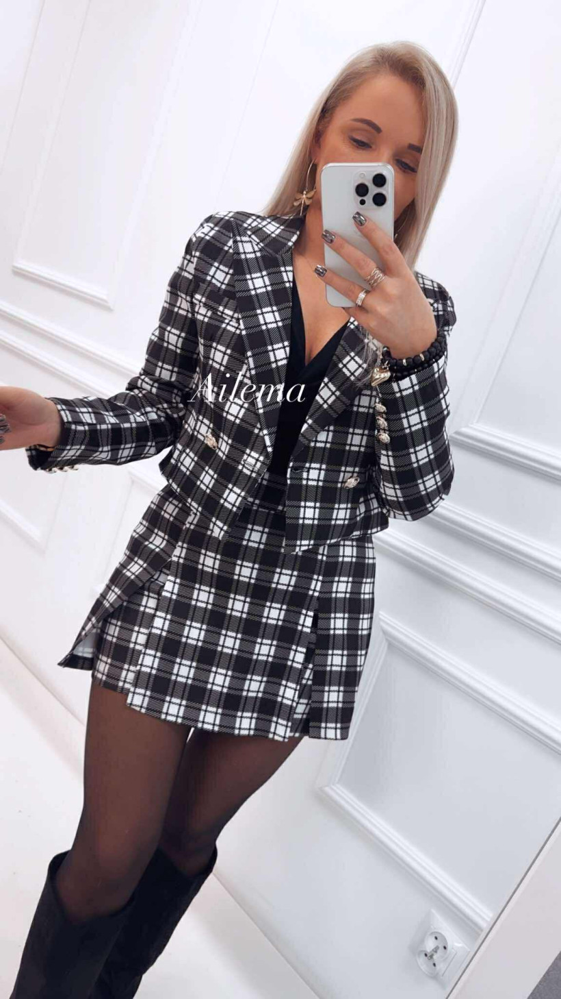 Komplet krótka marynarka i spódnico- spodenki kk1378 w czarno- białą kratkę