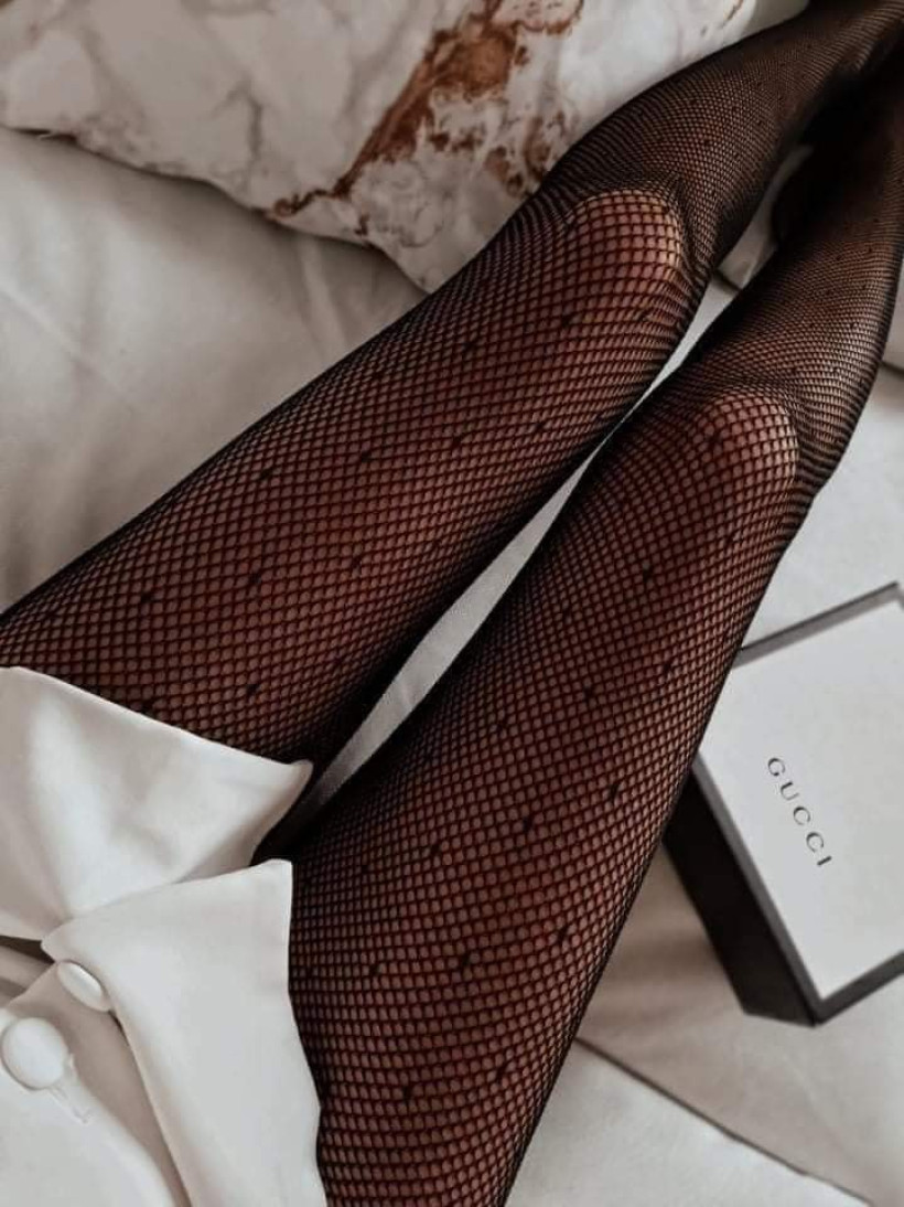 Rajstopy 30DEN kabaretki z kropeczkami czarne 8510