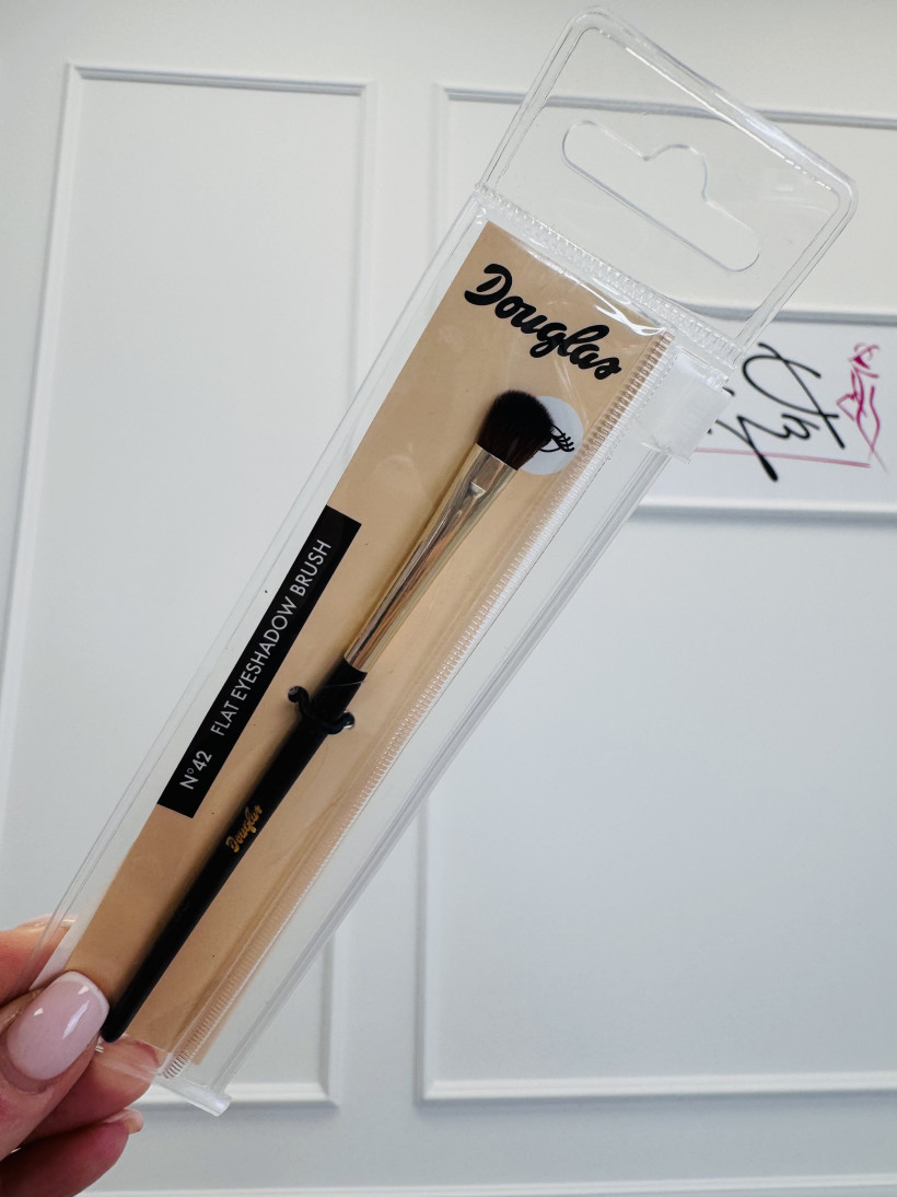Pędzelek do cieni Douglas 14026