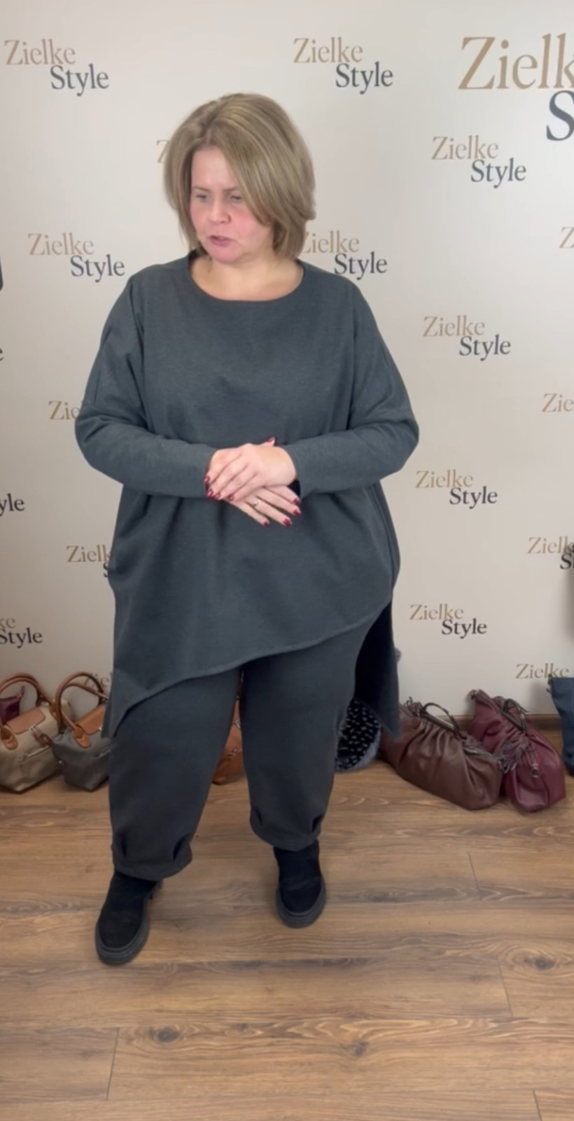 Italia nr 6 - Tunika z rogami jednokolorowa owersize - 1828 - grafit