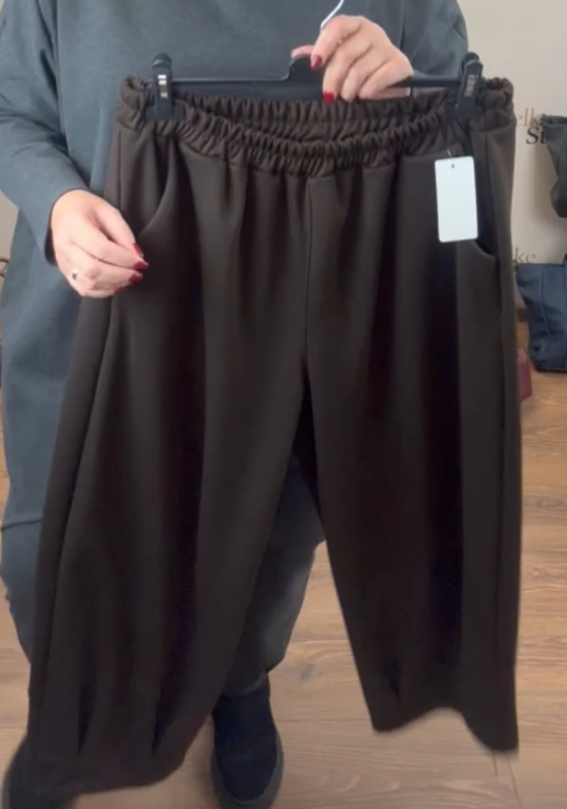 Italia nr 6 - Spodnie na gumie jednokolorowe - 3128 - czekolada