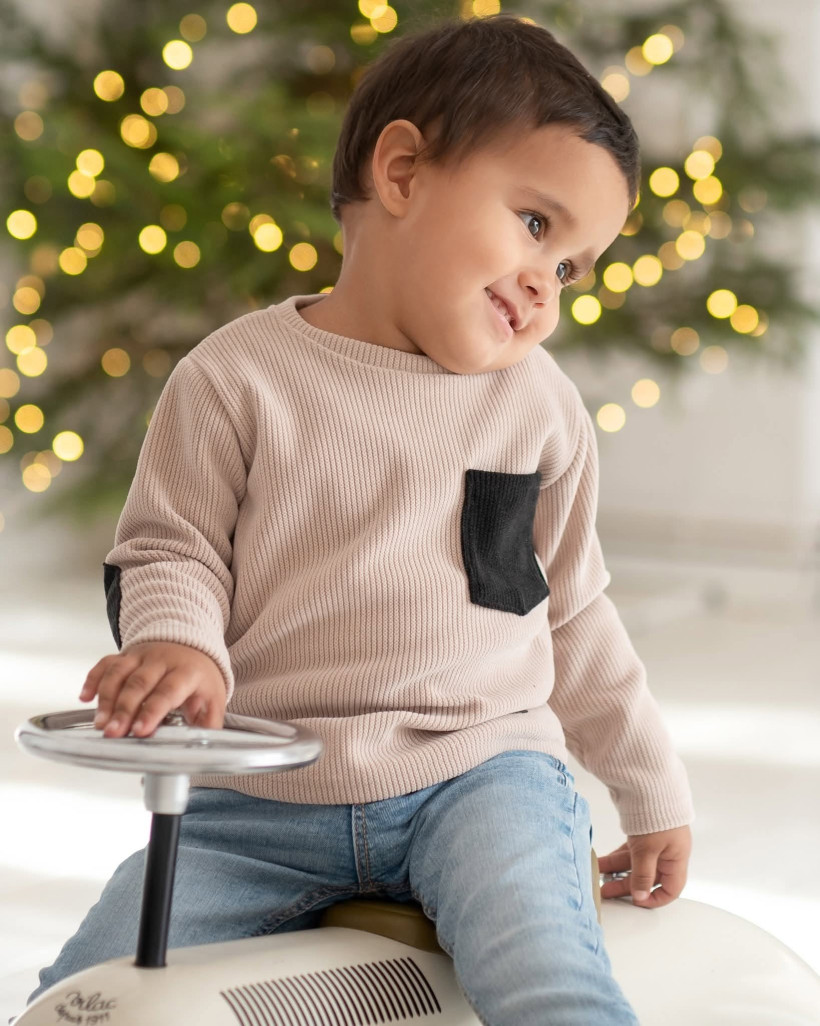 BLUZKA/SWETEREK BEŻOWY  Z ŁATKAMI I KIESZONKĄ STAR KIDS