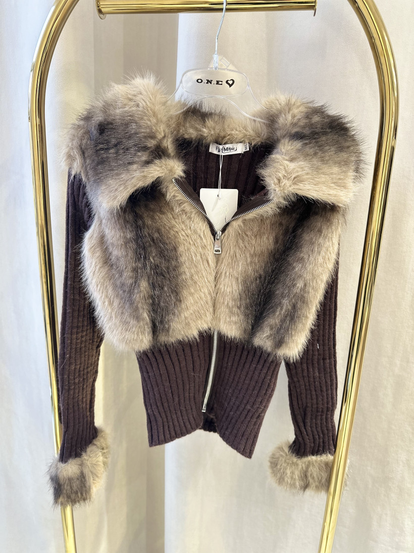 FL SWETEREK BRĄZ Z FUTERKIEM