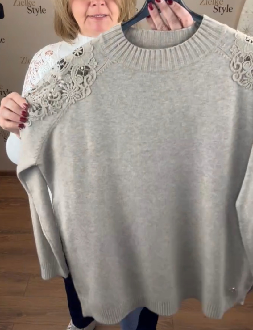 Sweterek jednokolorowy, gipiura na ramionach - les - (l/xl, 2xl/3xl) - 7342 - beż