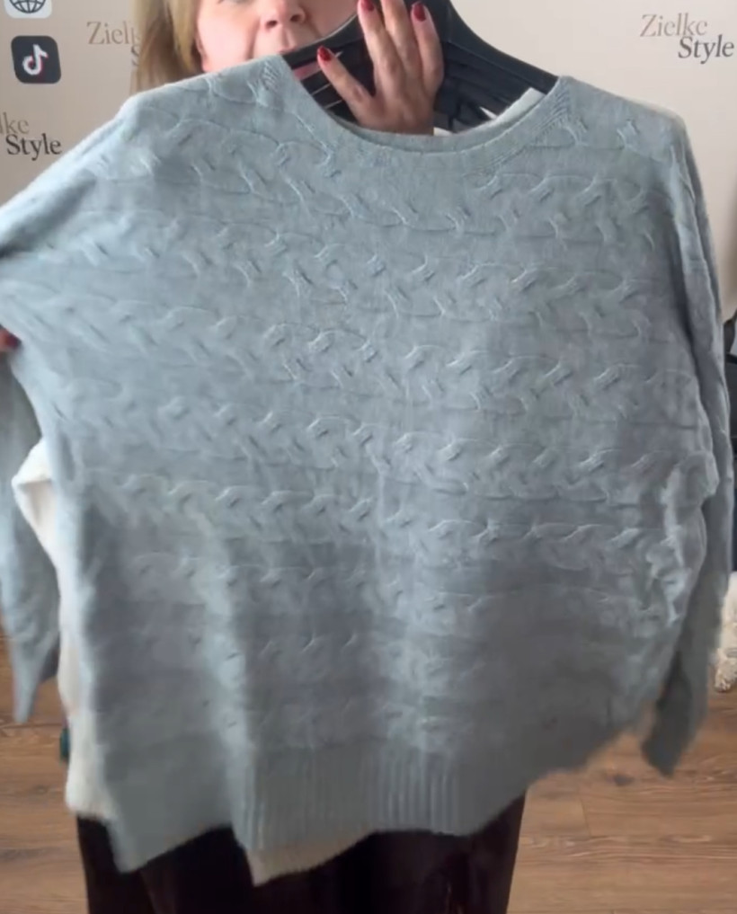 Sweterek jednokolorowy, warkocze - fan - (m/l, l/xl) - 8256 - popiel