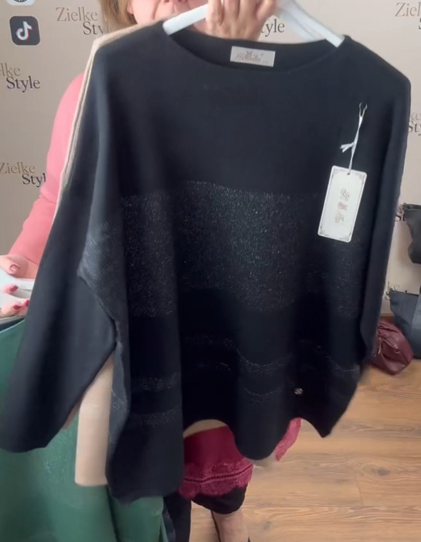 Sweter jednokolorowy, srebrzyste pasy - fan - (m/l, xl/2xl) - 6556 - czarny