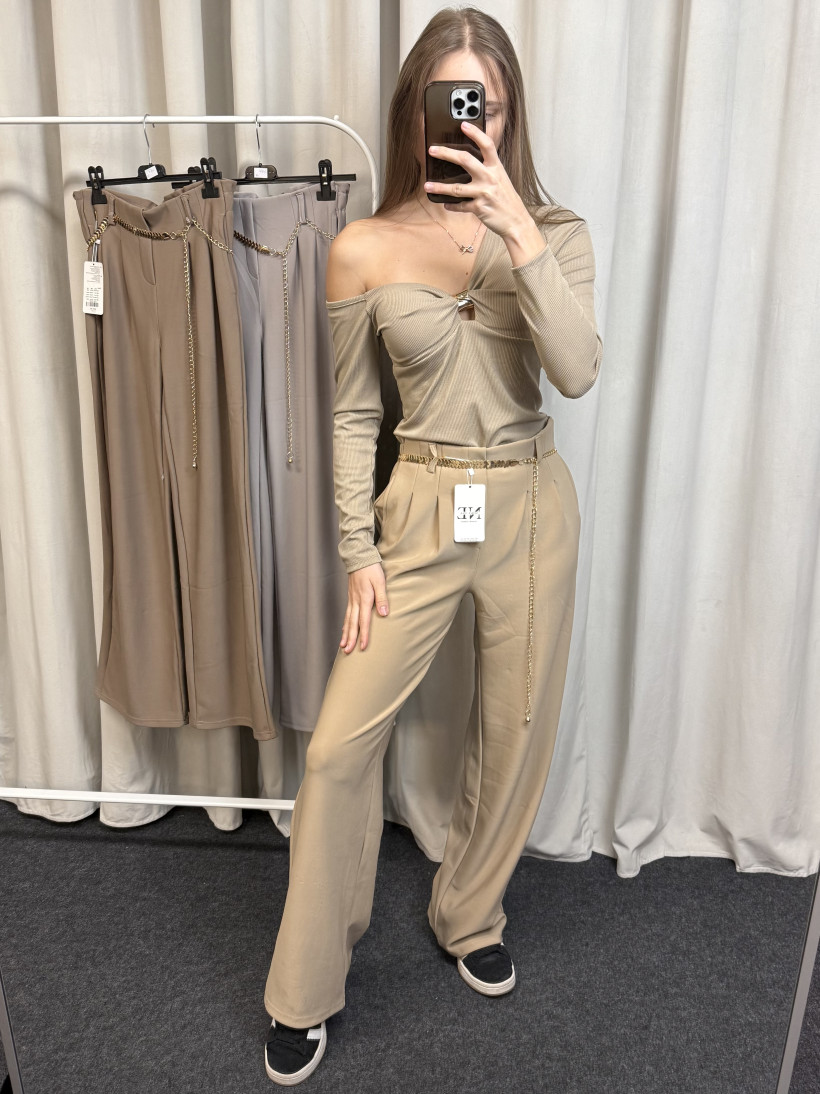 Spodnie eleganckie ze złotym paskiem 