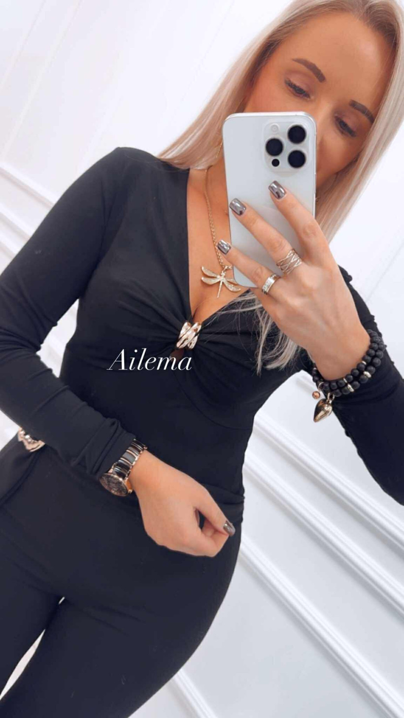 Body z ozdobnym dekoltem kk1448 złota blaszka na dekolcie