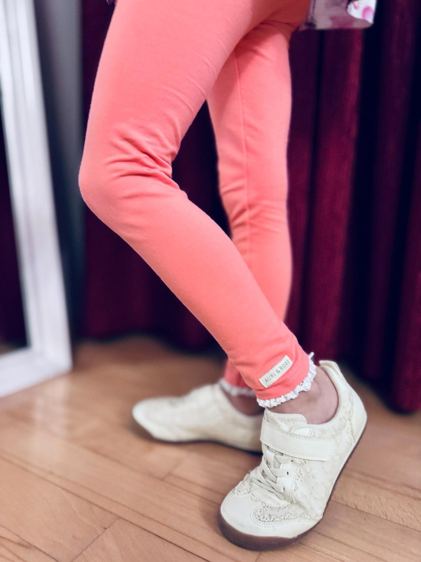 LEGINSY CUKIERKOWY RÓŻ Z KORONKĄ NA DOLE  AURI&ROZI