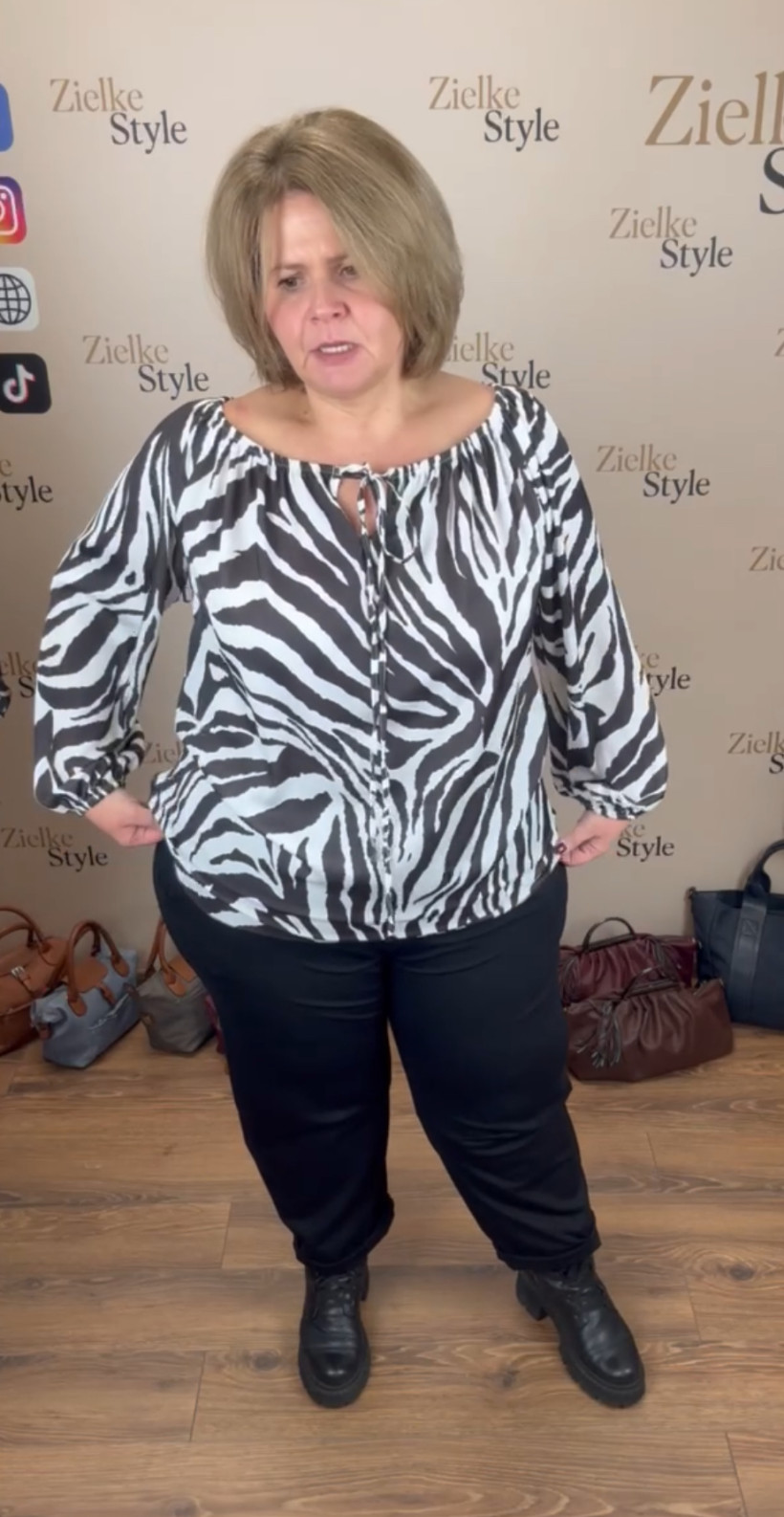 Bluzka hiszpanka wiązany dekold, zebra -mf - 1 - 13652 - biała z czekoladą