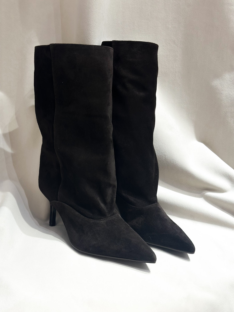 SEM BOTKI NA SZPILCE ZAMSZ CZEKOLADA