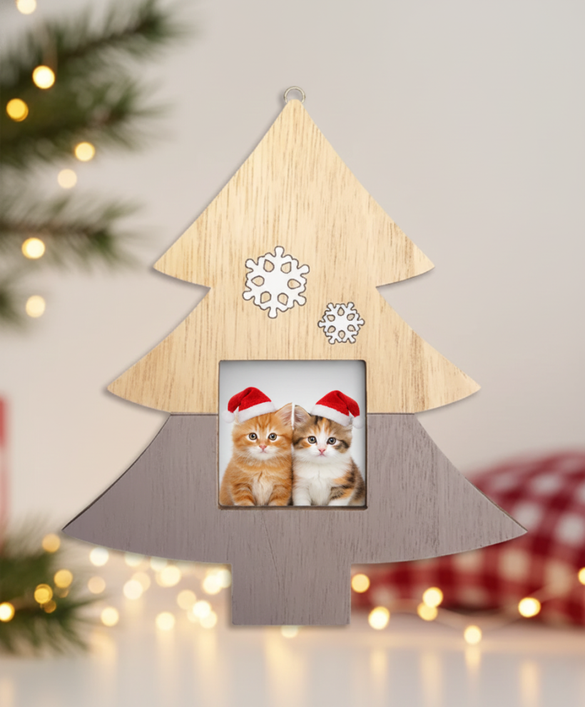 Ramka dekoracyjna świąteczna z drewna Choinka do powieszenia 16cm