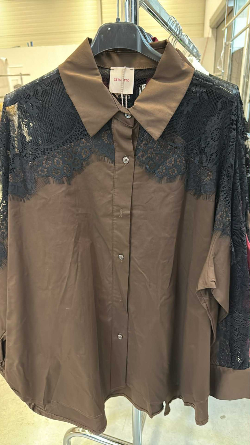 Koszula dwukolorowa, czarna koronka - 19205 - czekolada