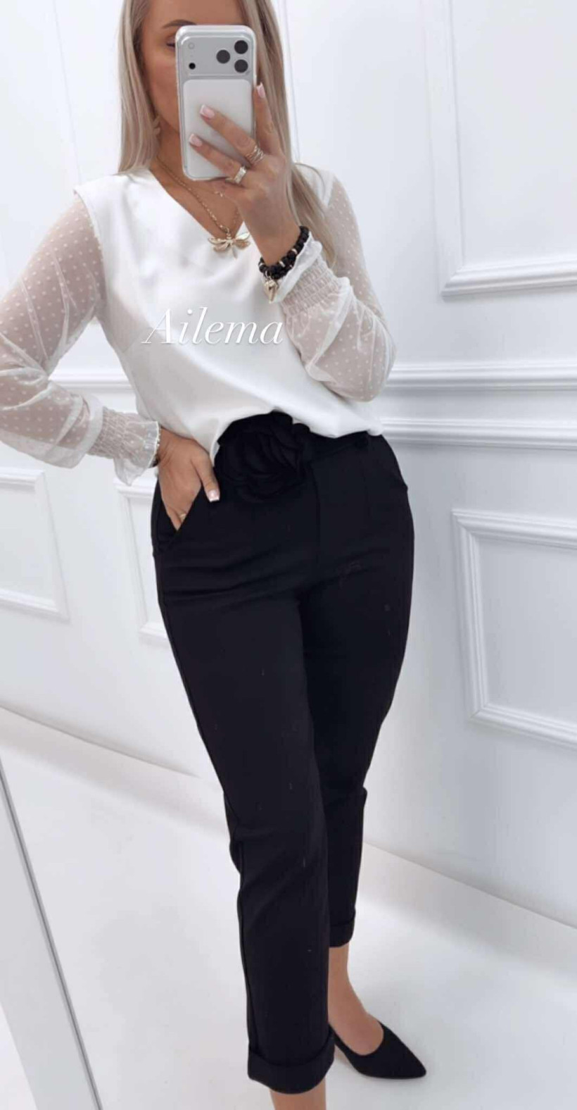 Spodnie gumy kk1538 z ozdobnym sznurkiem w pasie i kwiatem 3D