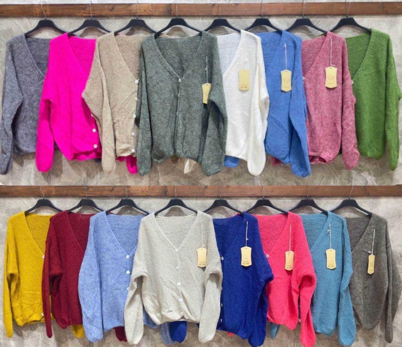 1 ARTICLE ACHETE, LE 2E A -50% Gilet boutonné tu 36/44+