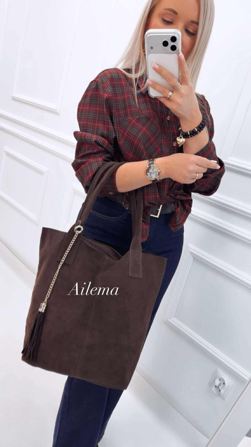 WYPRZEDAZ Torebka duża shopperka skórzana  z chwostem 26-036 złoty łańcuszek 