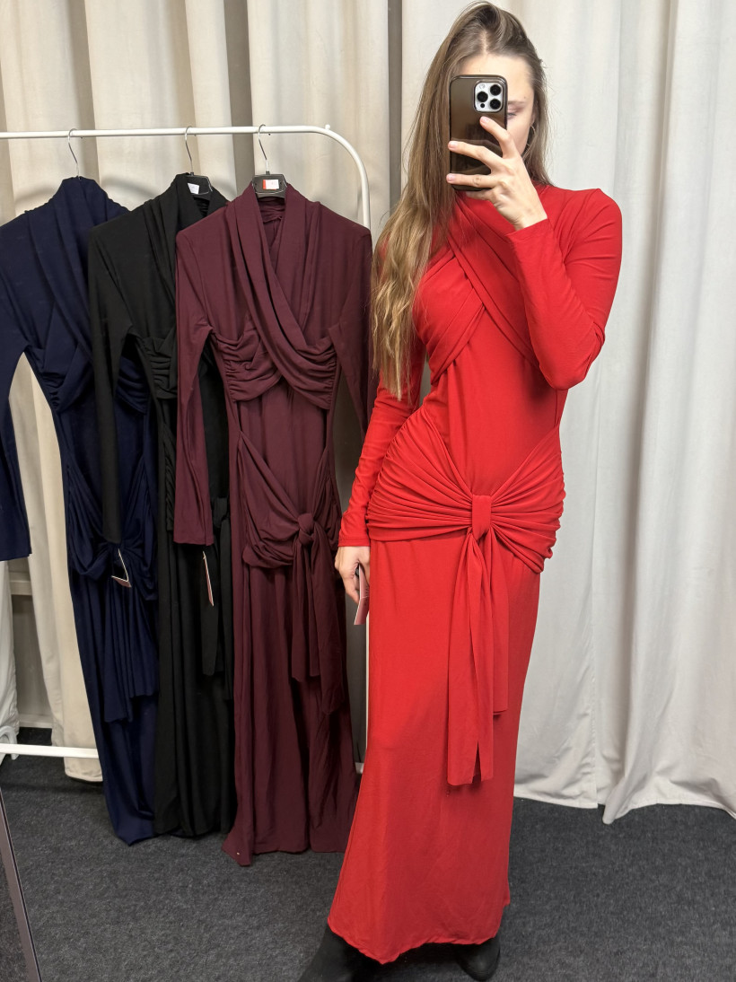 Sukienka długa z wiązaniem 