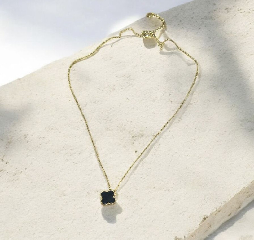 ŁAŃCUSZEK CZARNA KONICZYNA