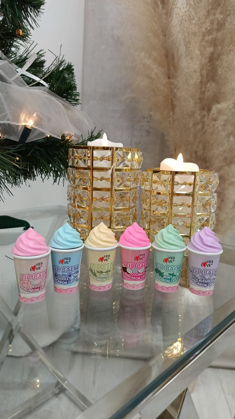 Pomadka Nawilżająca Lip Balm 