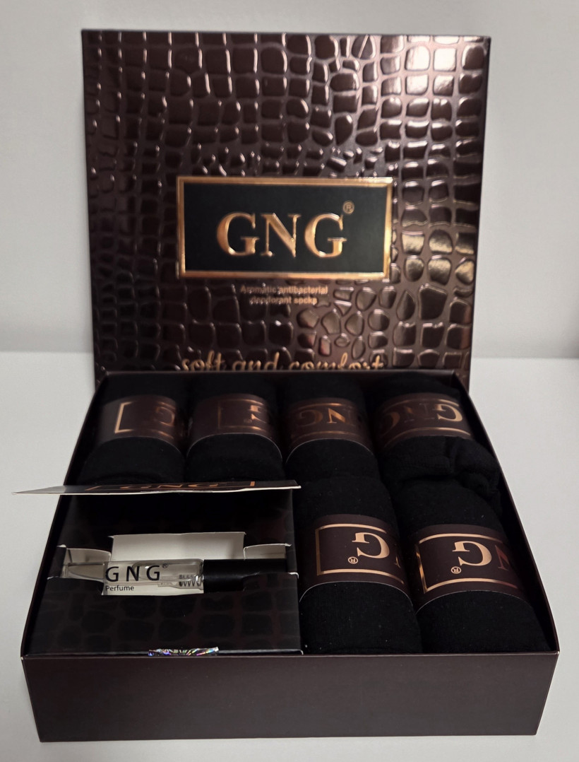 Zestaw 6par skarpet męskich + perfumy