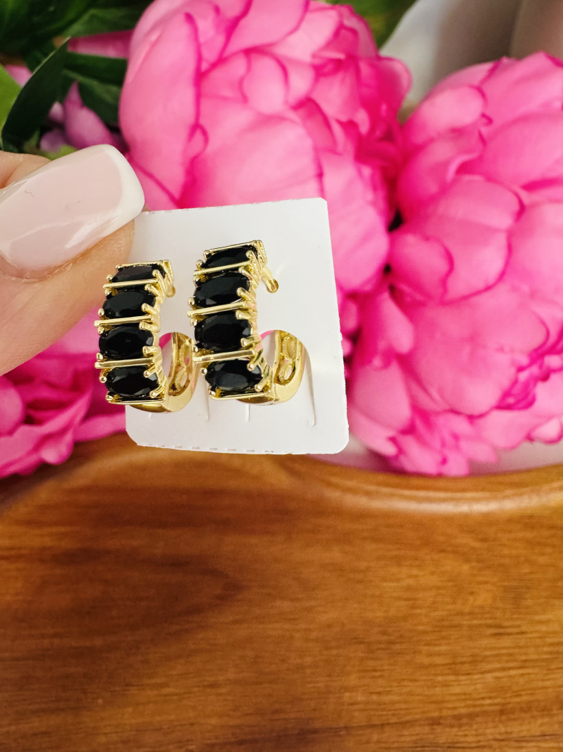 Kolczyki złote z czarnymi oczkami 13704 T