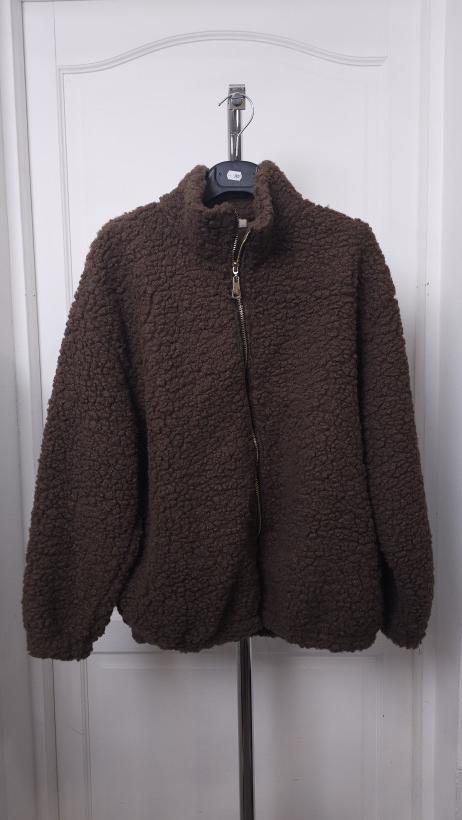 1 ARTICLE ACHETE, LE 2E A -50% Veste épaisse bouclette TU 36/44++