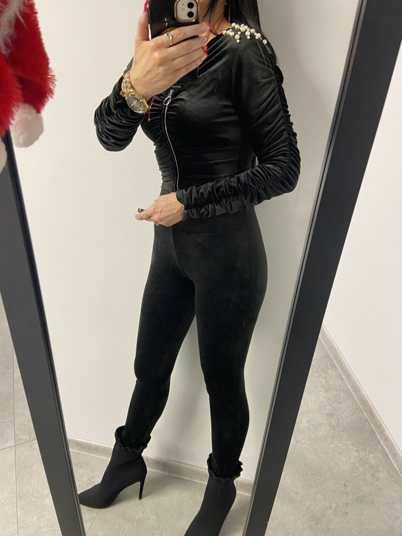 Dres 63 welurowy, marszczony, perełki