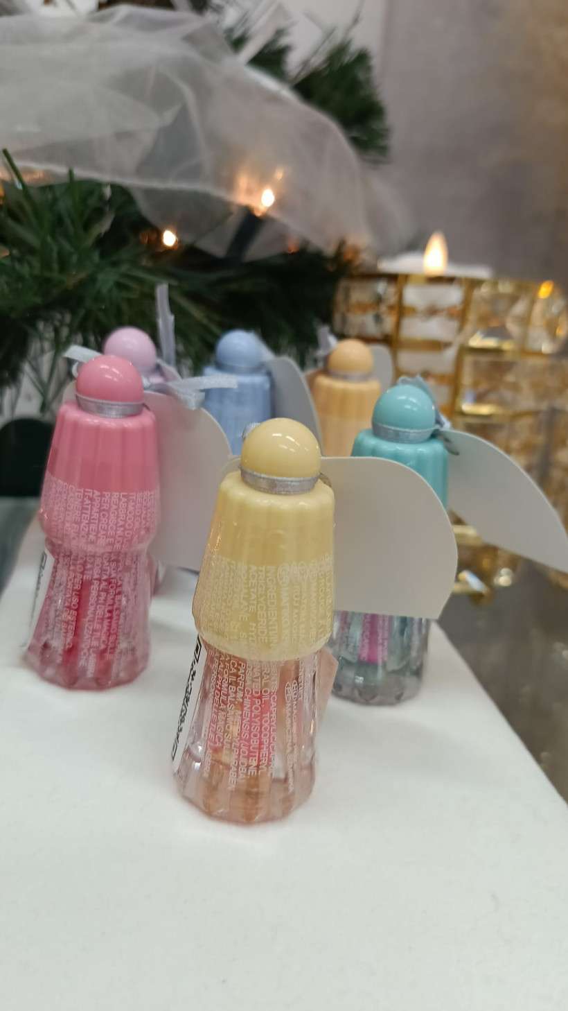 Błyszczyk  do ust Magic Lipstik