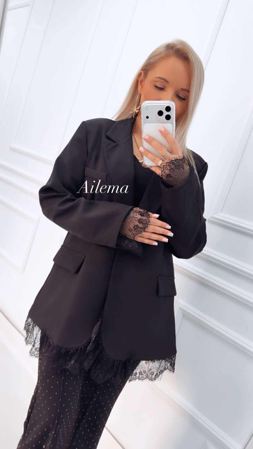 WYPRZEDAŻ Marynarka taliowana zapinana na guzik kk1597 z koronką