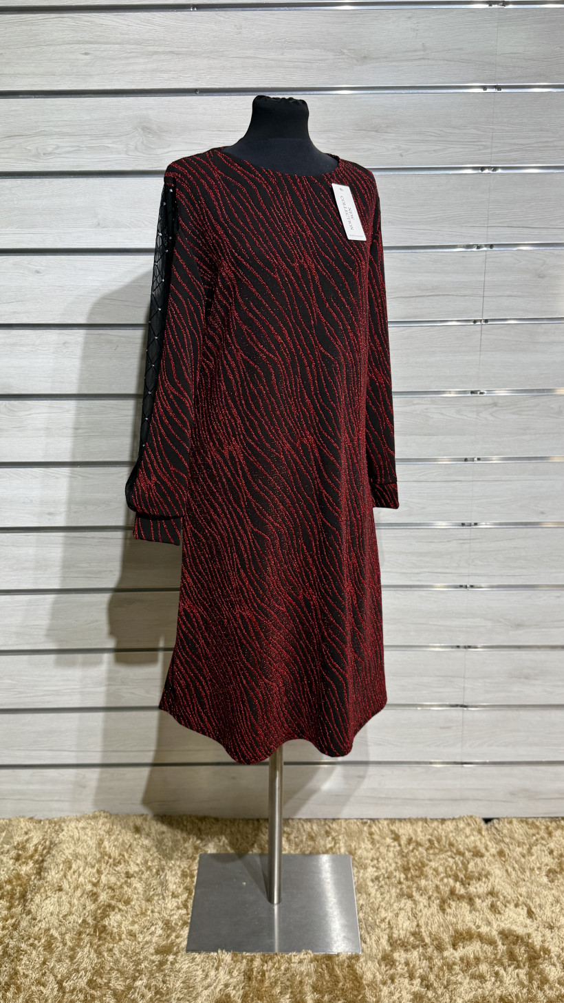 VESTIDO BRILHANTE MANGA EM TULE