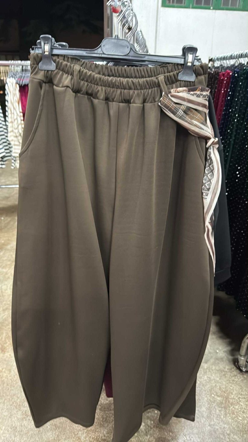 Italia nr.7 - Spodnie jednokolorowe a’la balony - 28133 - czekolada