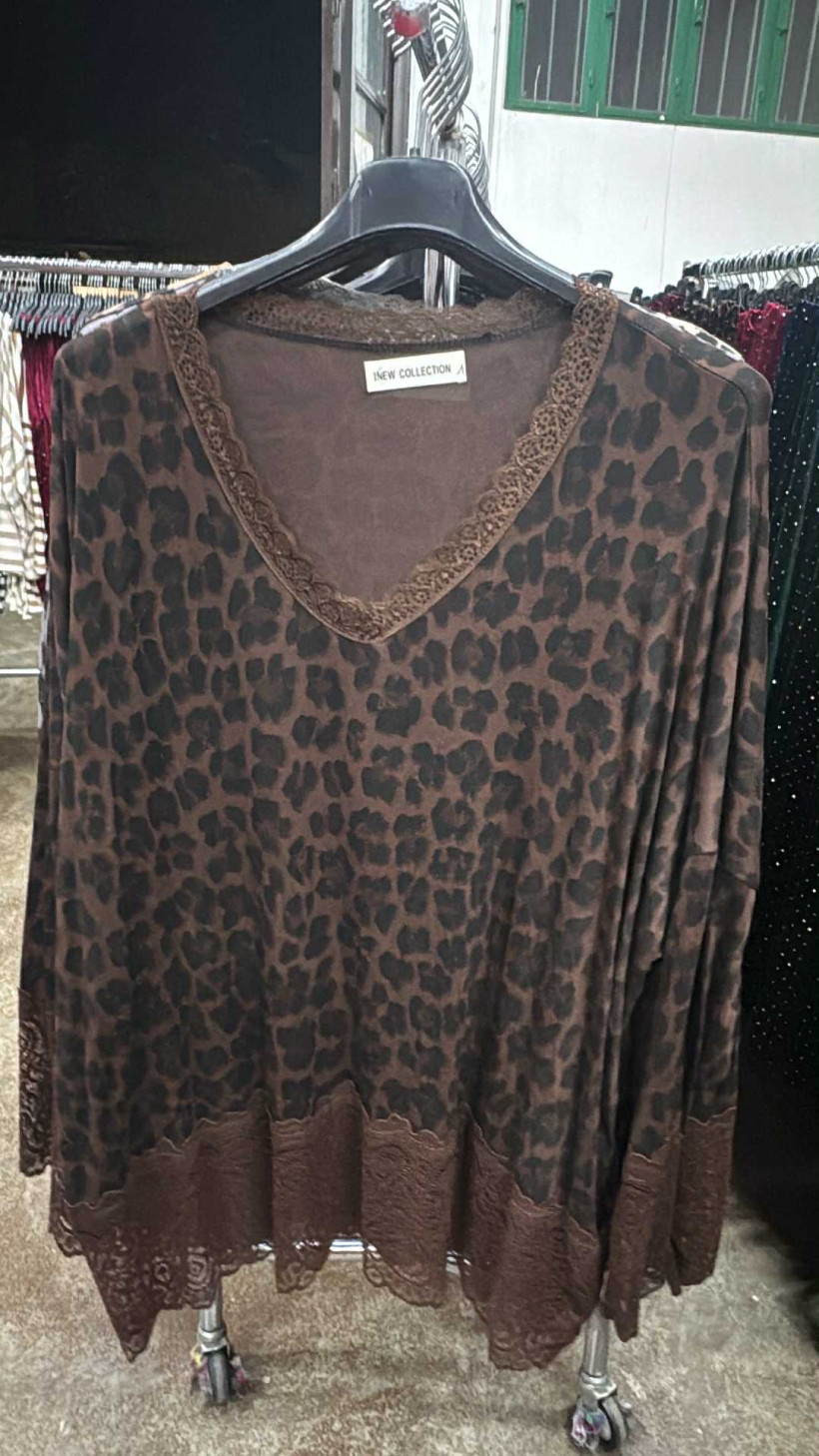 Italia nr.7 - Tunika z dodatkiem koronki, wzór panterka - 28079 - czekolada